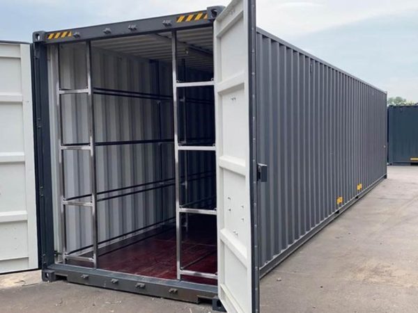 Reifencontainer